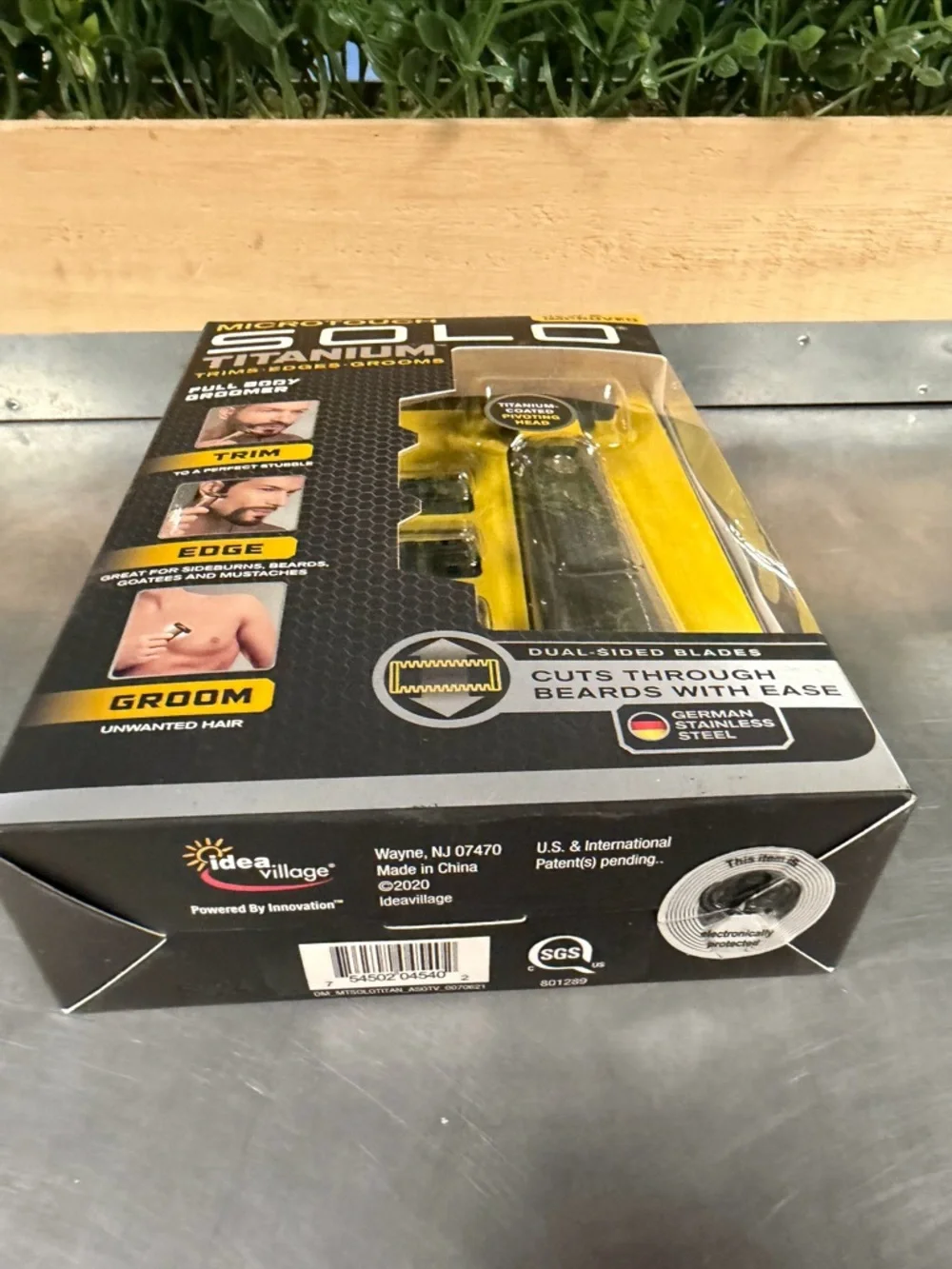 MicroTouch SOLO Titanium Rechargeable Razor, NEW - Picture 5 of 7